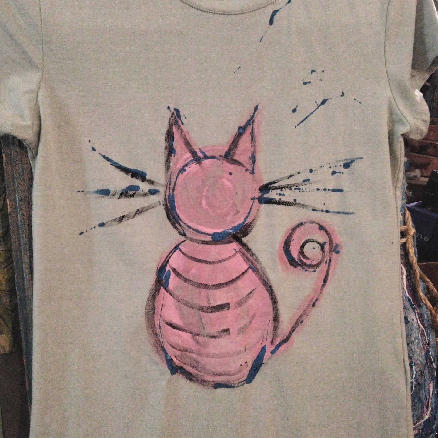 T shirt hand painted pink cat tg large